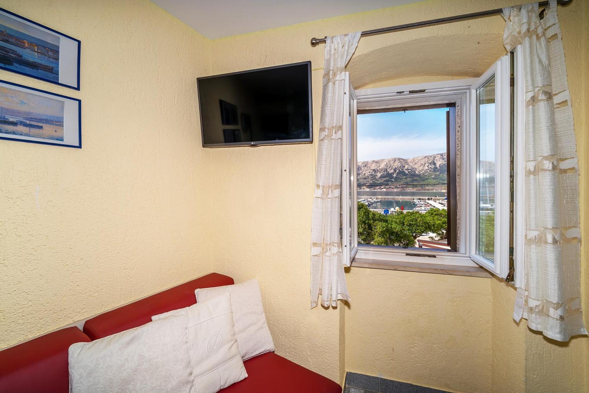 Apartments Ivo With Sea View 바슈카 외부 사진