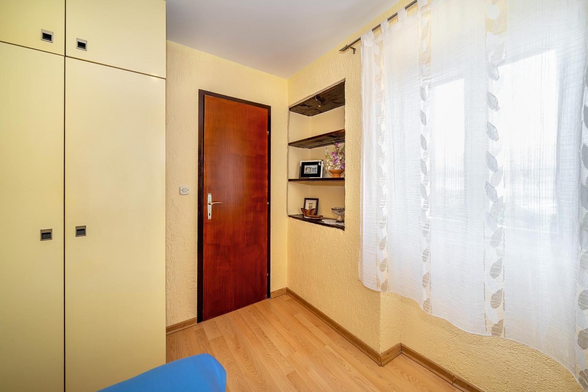 Apartments Ivo With Sea View 바슈카 외부 사진